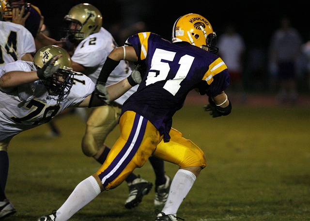 则敲响了警 则敲响了警